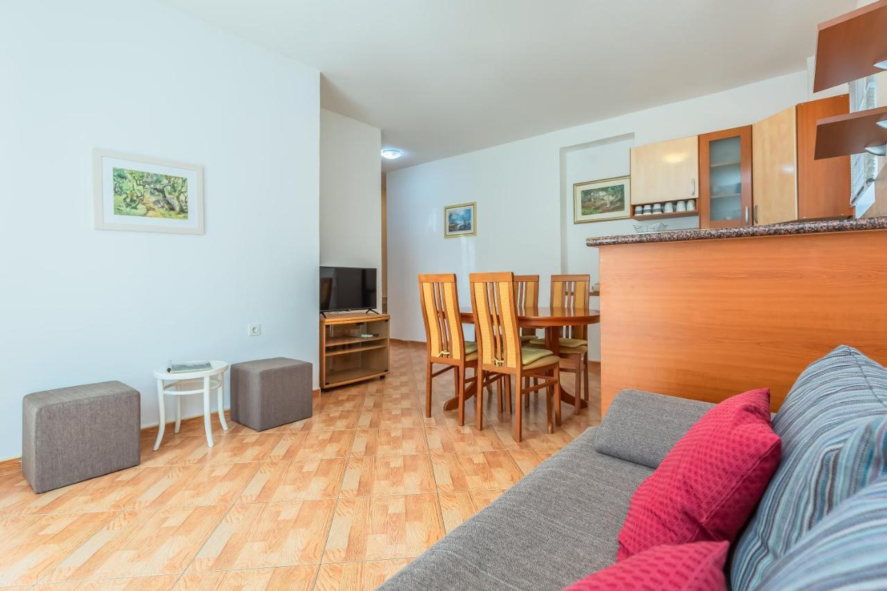 Apartments Daniela Makarska Extérieur photo