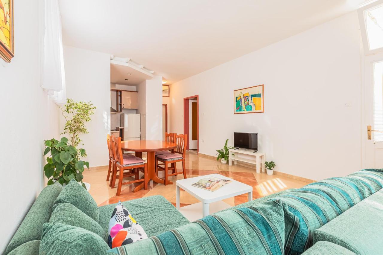 Apartments Daniela Makarska Extérieur photo