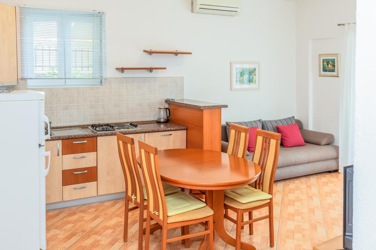 Apartments Daniela Makarska Extérieur photo