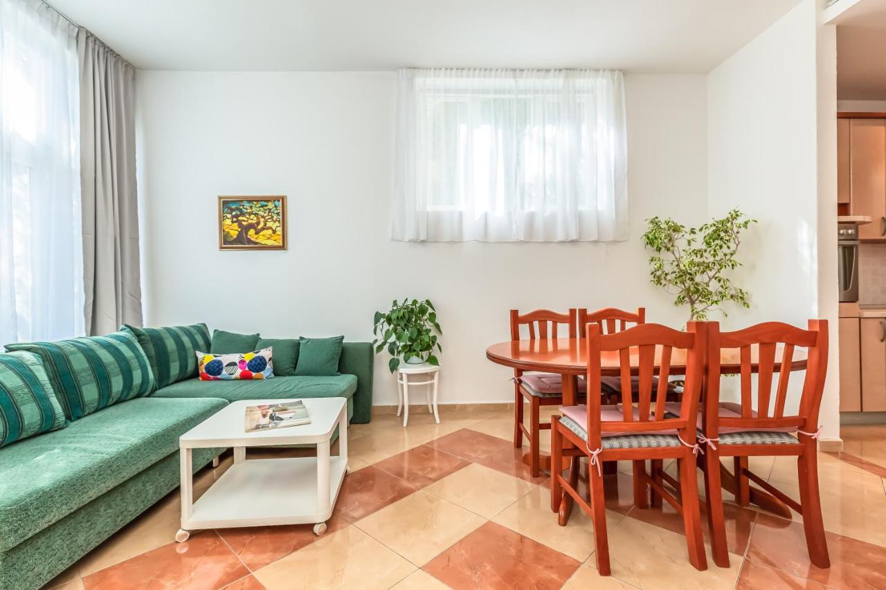 Apartments Daniela Makarska Extérieur photo